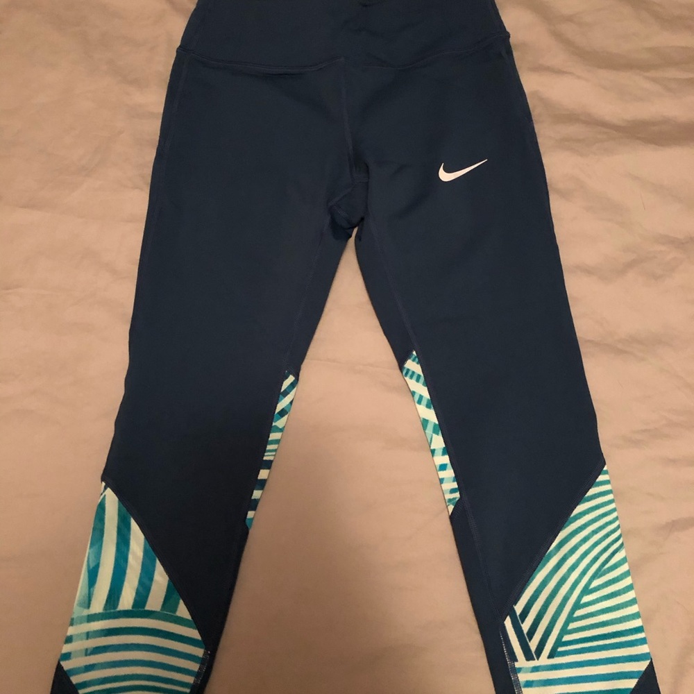 Nike yoga pants